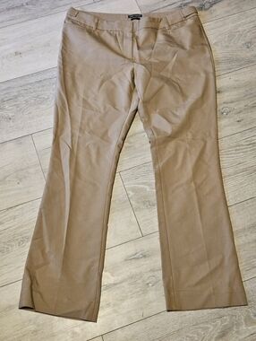 Express "Columnist" Beige dress pants Bootcut Women's 10R